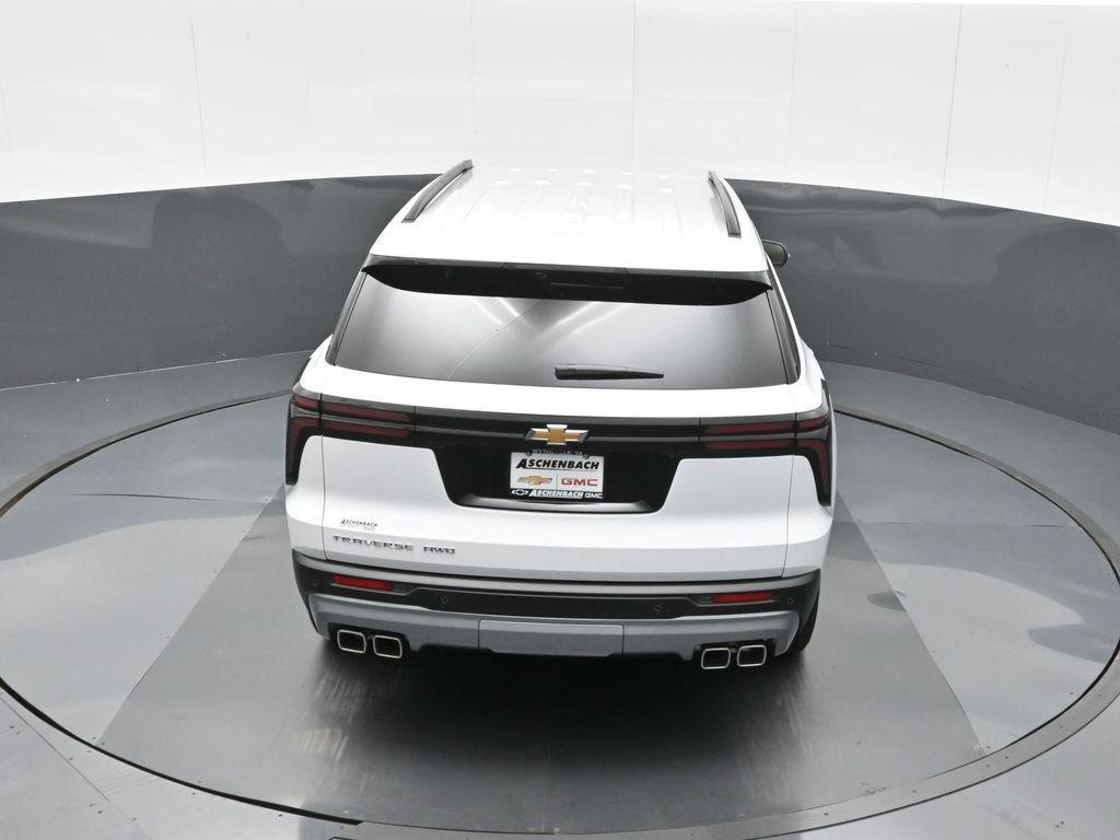new 2025 Chevrolet Traverse car, priced at $44,994