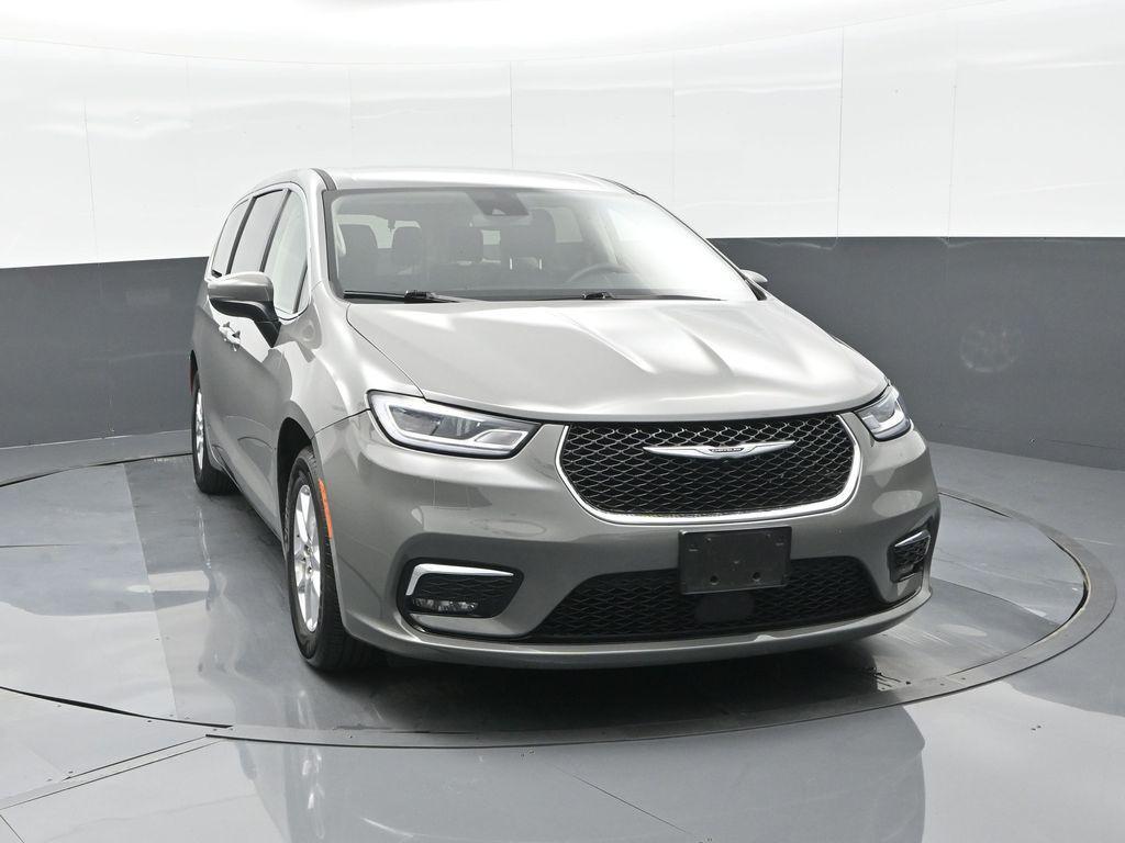 used 2023 Chrysler Pacifica car, priced at $25,199