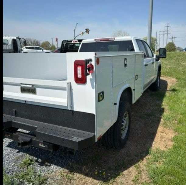 new 2024 Chevrolet Silverado 2500 car, priced at $54,984