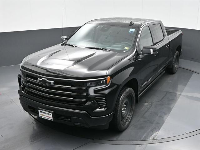 new 2025 Chevrolet Silverado 1500 car, priced at $72,055