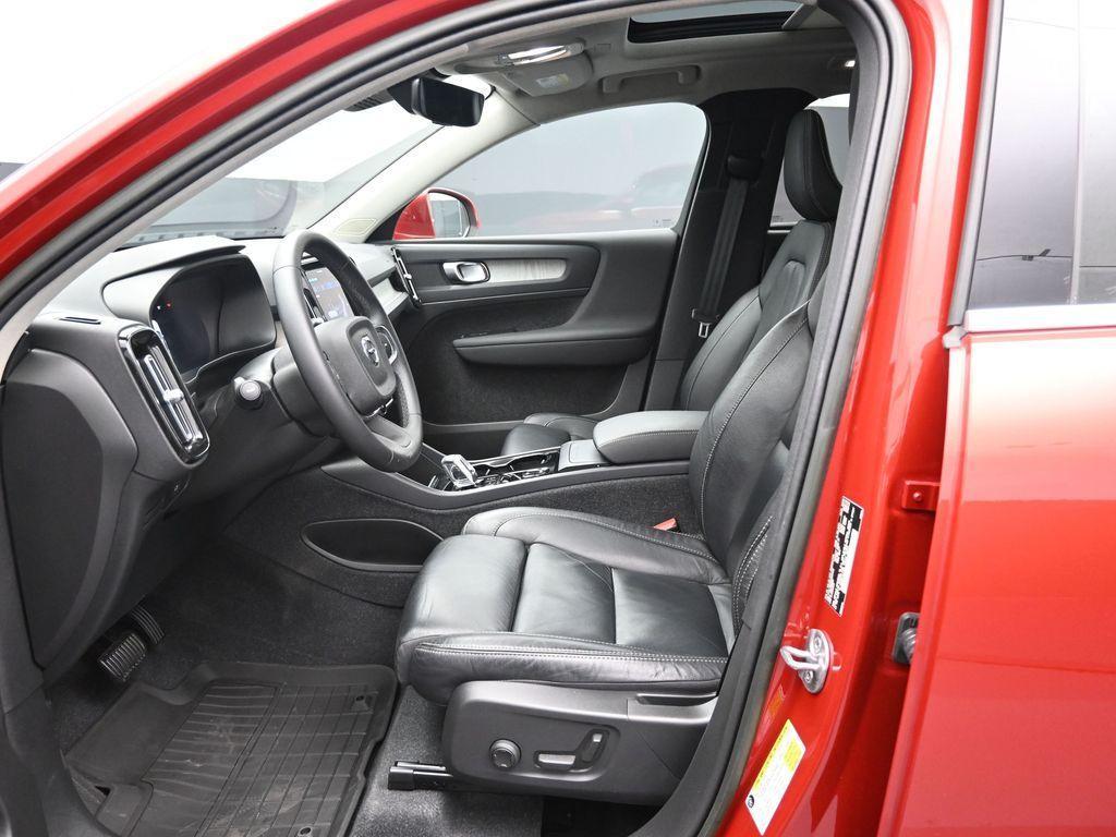 used 2023 Volvo XC40 car, priced at $32,691