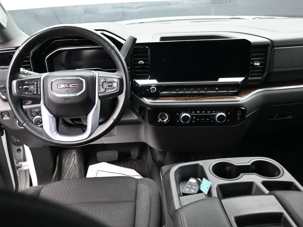 used 2023 GMC Sierra 1500 car, priced at $33,498