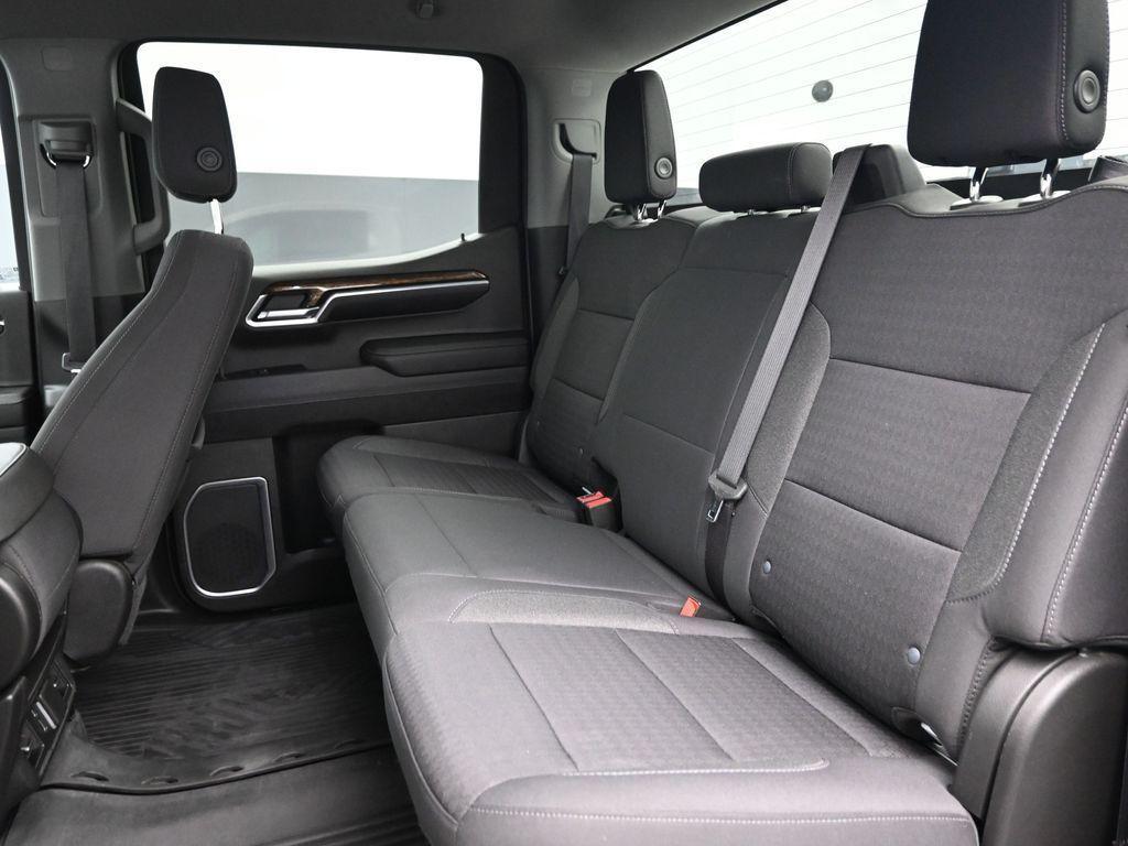 used 2023 GMC Sierra 1500 car, priced at $33,498