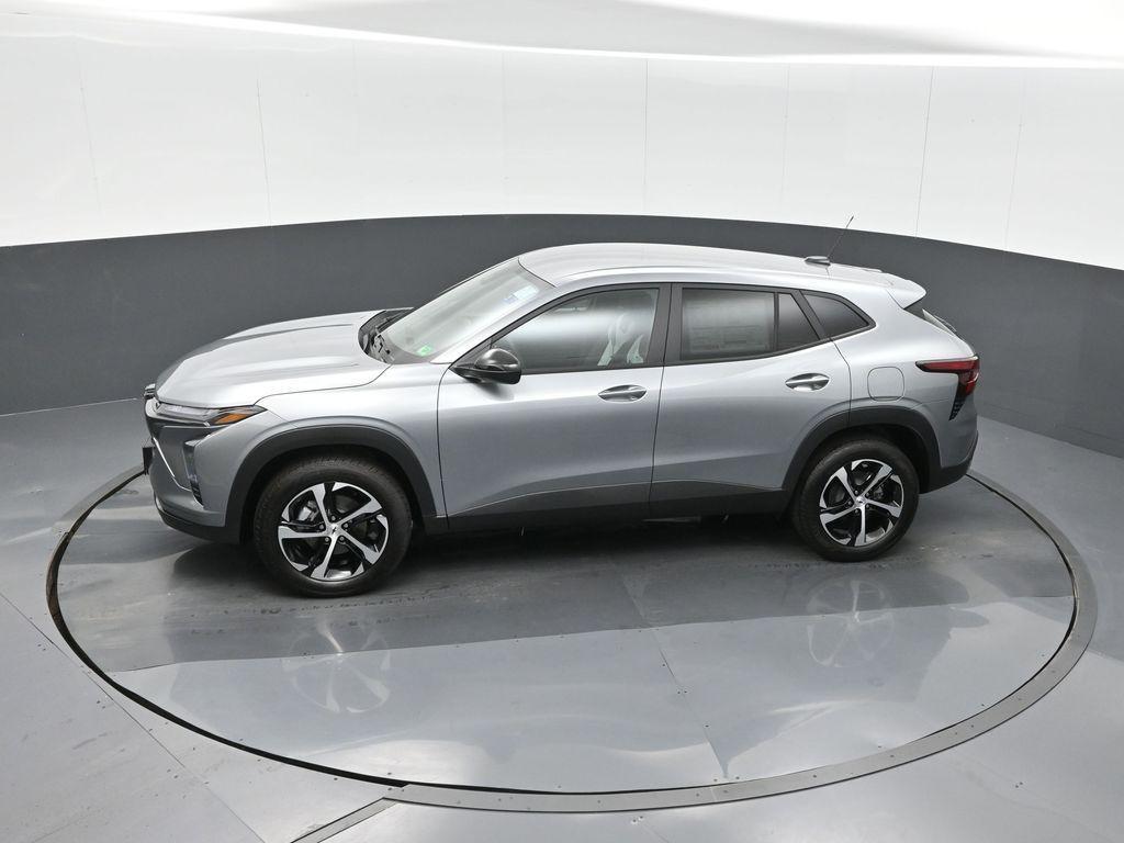 new 2025 Chevrolet Trax car, priced at $23,895