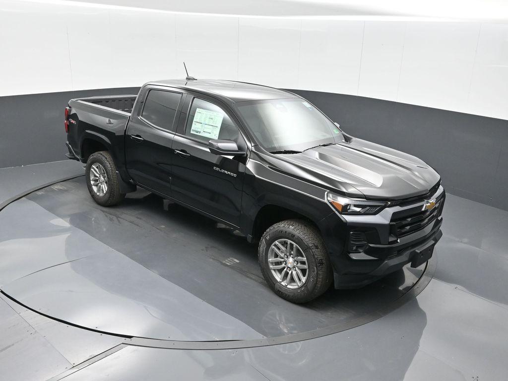 new 2025 Chevrolet Colorado car, priced at $44,139