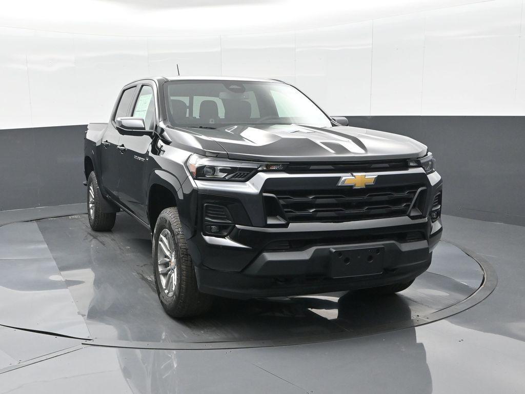 new 2025 Chevrolet Colorado car, priced at $44,139