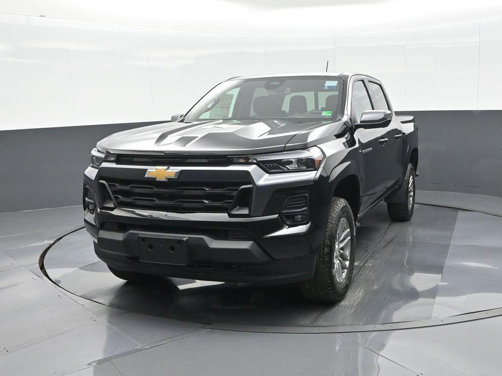 new 2025 Chevrolet Colorado car, priced at $44,139