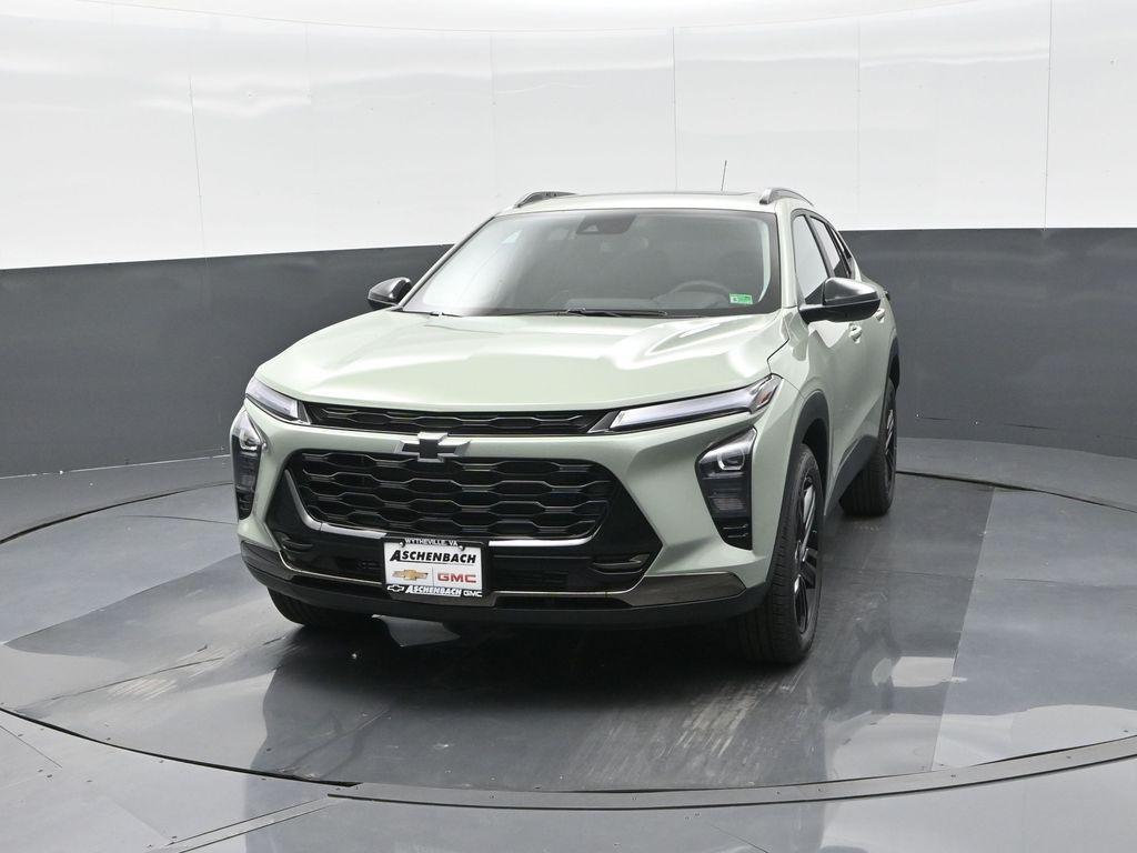 new 2025 Chevrolet Trax car, priced at $27,835