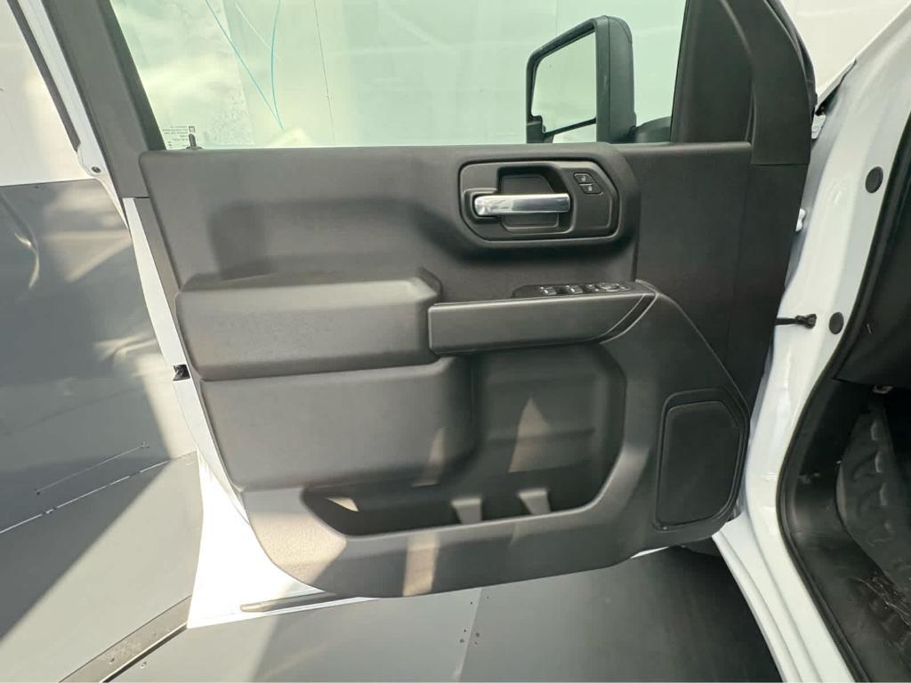 new 2025 Chevrolet Silverado 2500 car, priced at $60,997