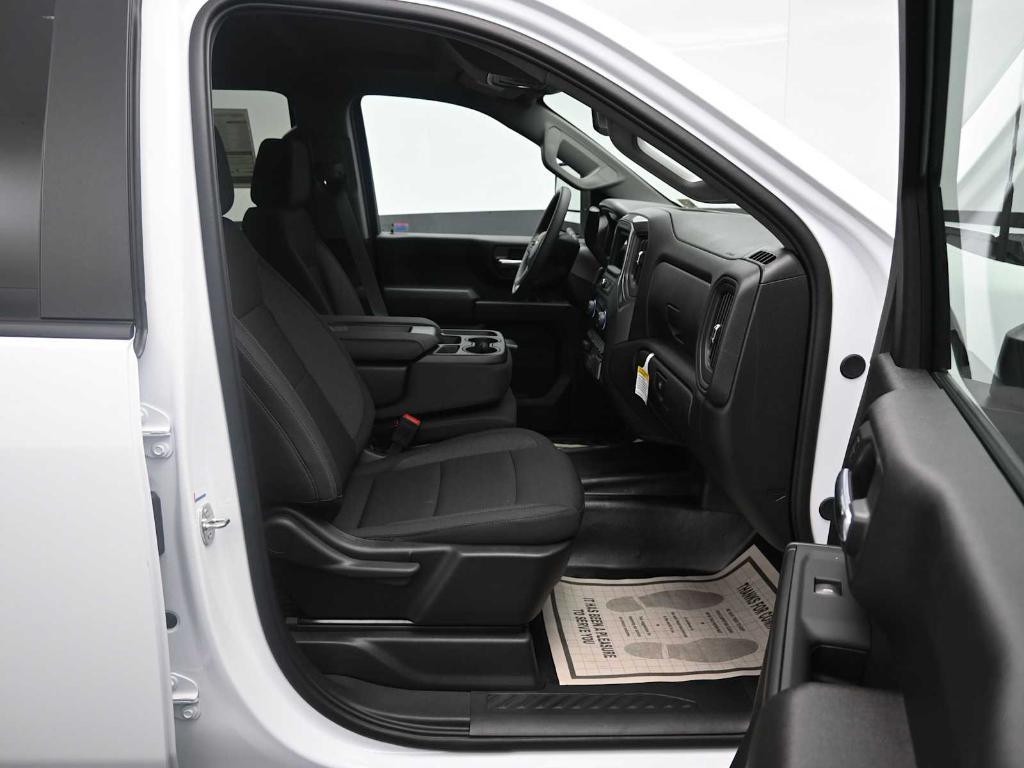 new 2024 Chevrolet Silverado 2500 car, priced at $45,984