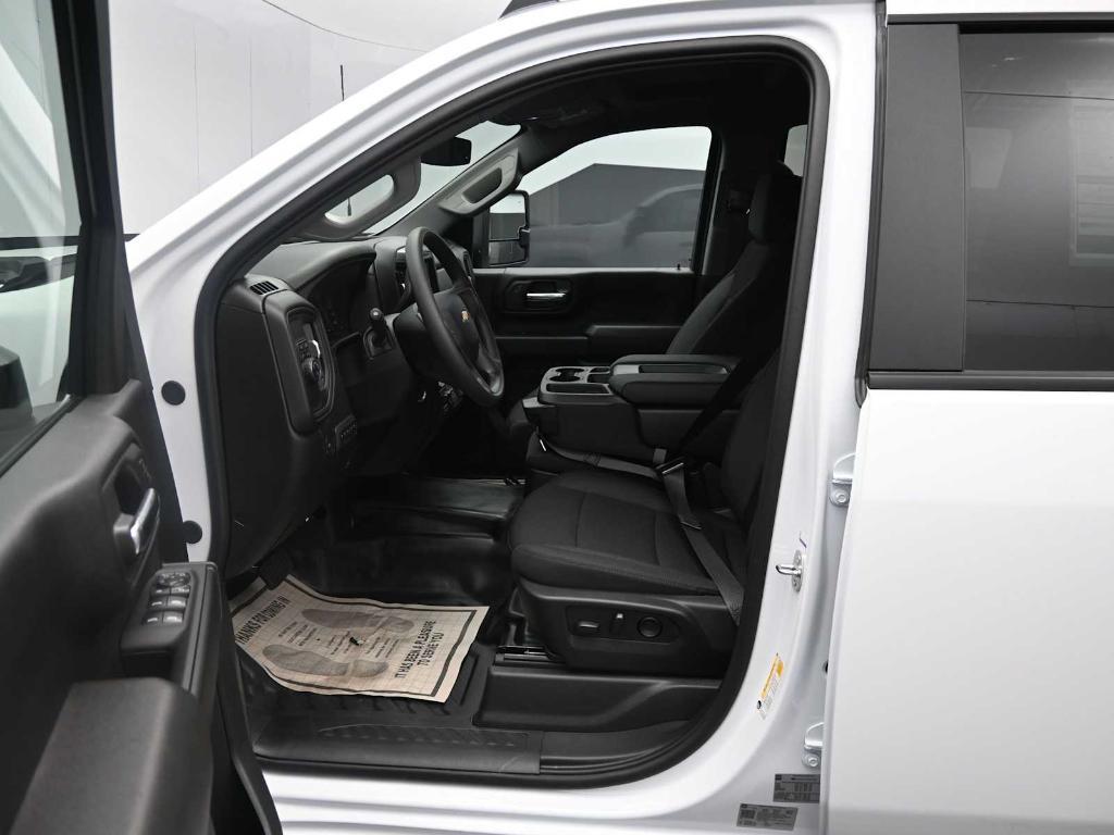 new 2024 Chevrolet Silverado 2500 car, priced at $45,984