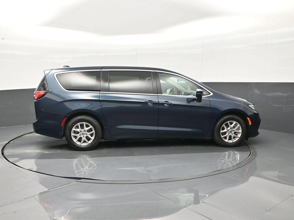 used 2023 Chrysler Pacifica car, priced at $23,678