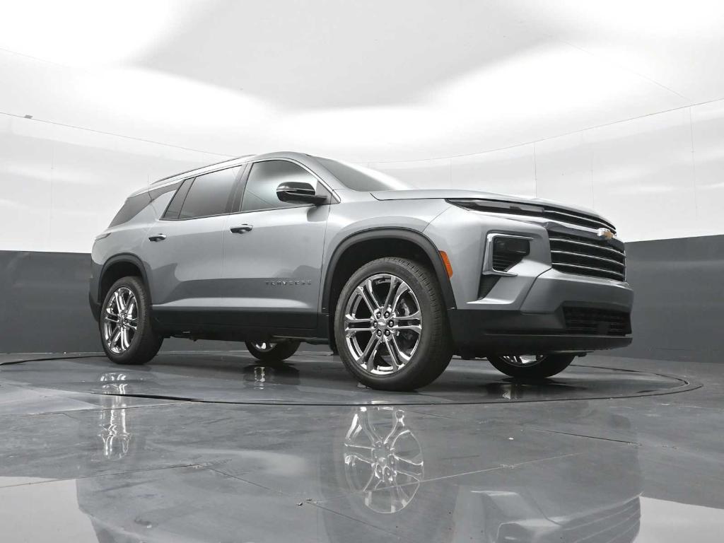 new 2025 Chevrolet Traverse car, priced at $44,795