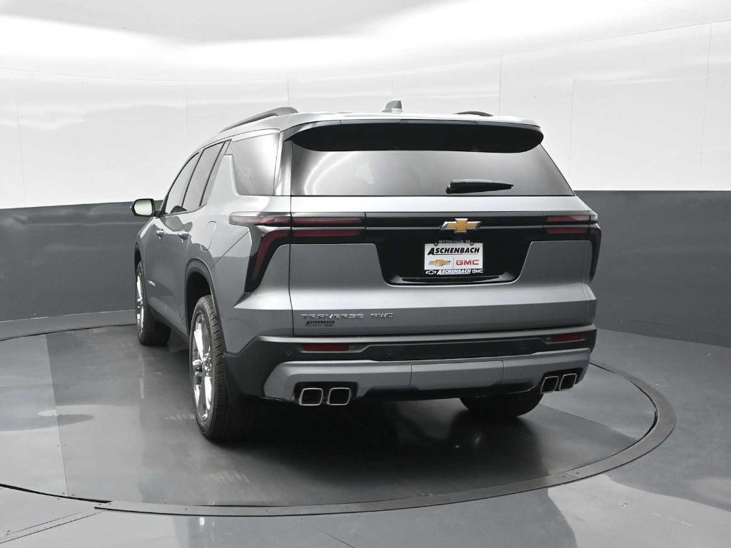 new 2025 Chevrolet Traverse car, priced at $44,795