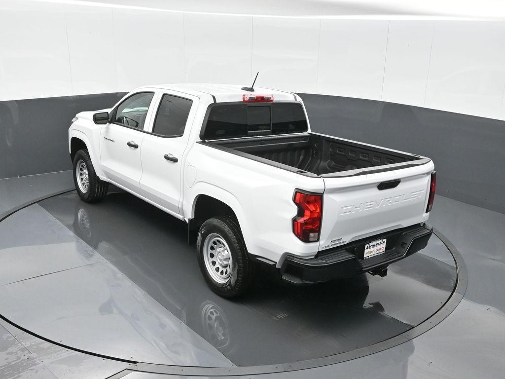 new 2025 Chevrolet Colorado car, priced at $33,400