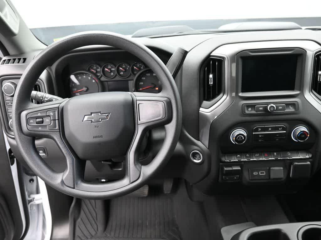 new 2024 Chevrolet Silverado 1500 car, priced at $49,996