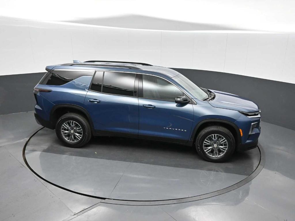 new 2026 Chevrolet Traverse car, priced at $43,794