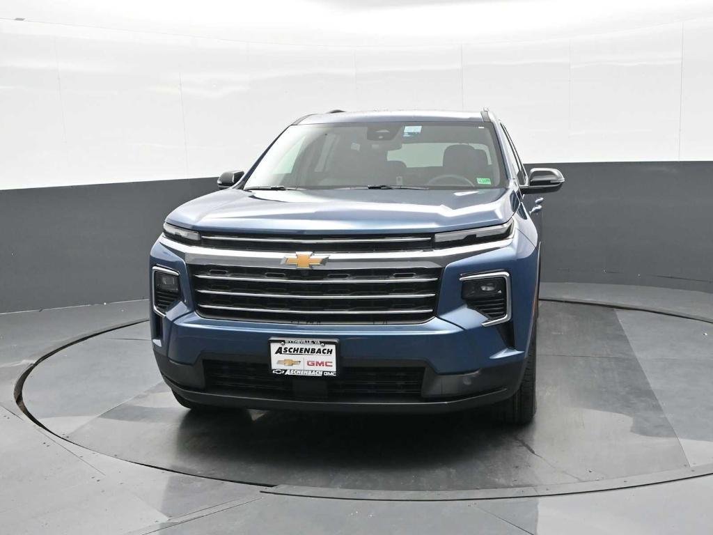 new 2026 Chevrolet Traverse car, priced at $43,794