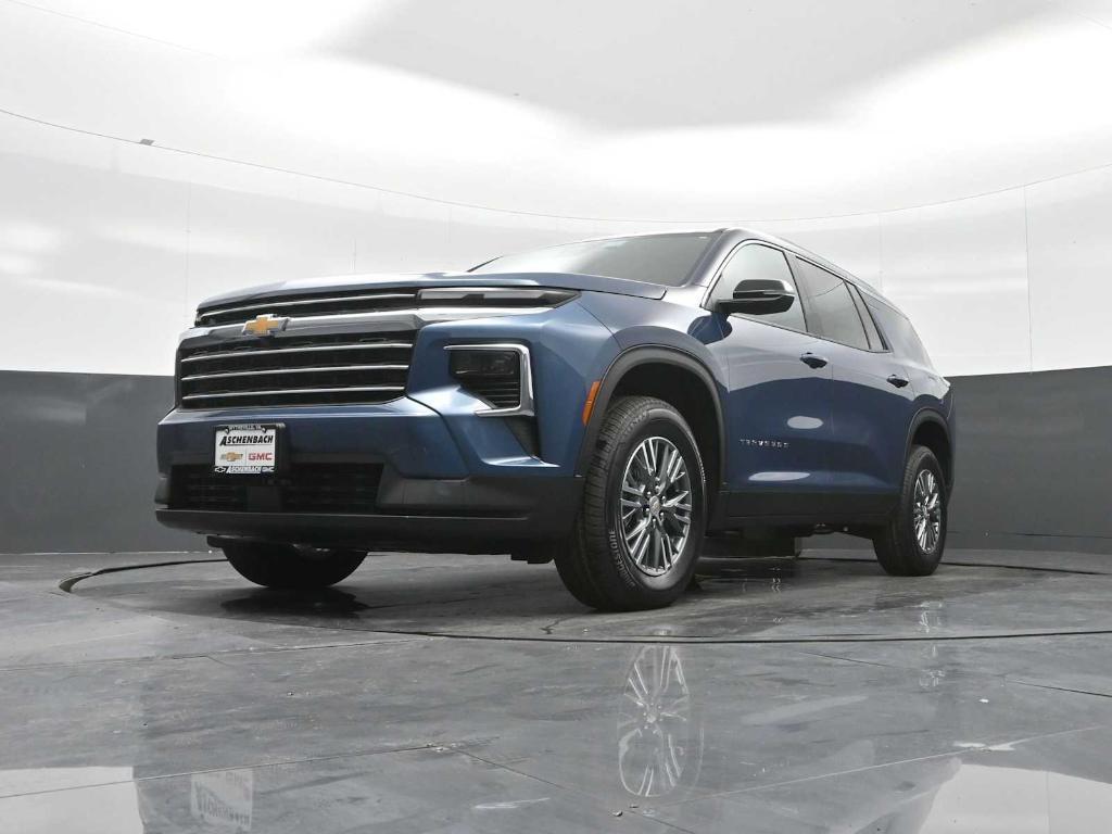 new 2026 Chevrolet Traverse car, priced at $43,794