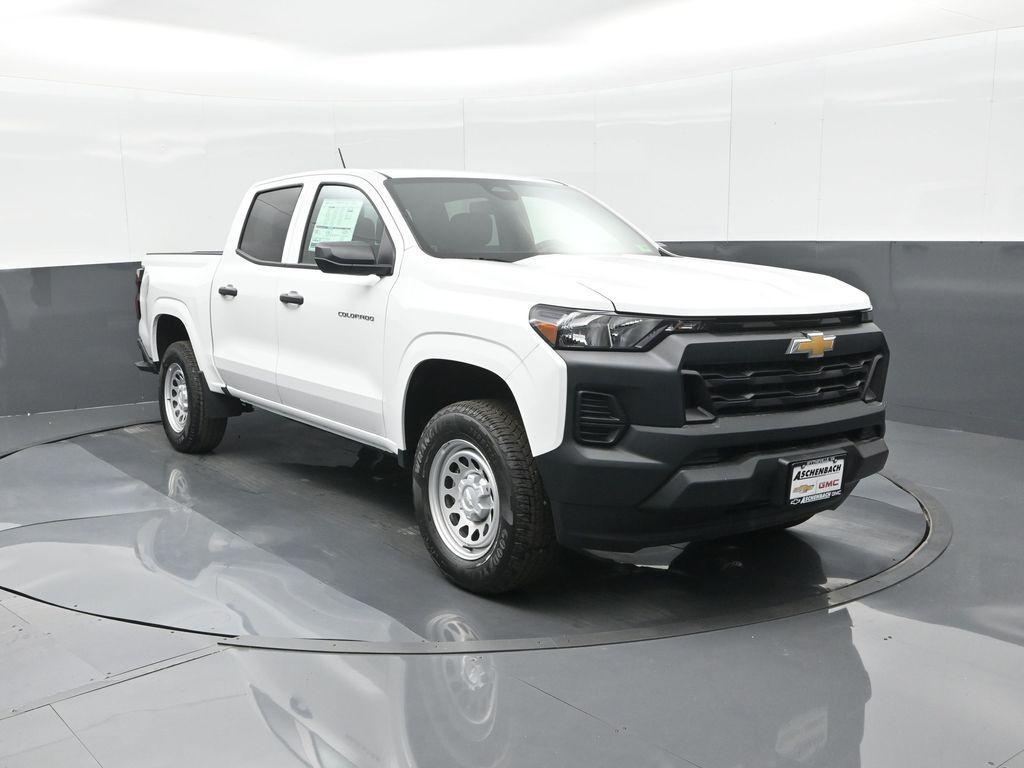 new 2025 Chevrolet Colorado car, priced at $32,888
