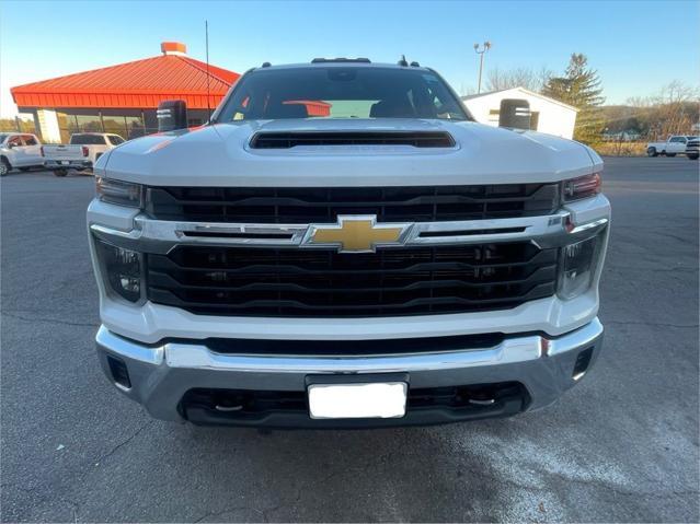 used 2024 Chevrolet Silverado 3500 car, priced at $67,988