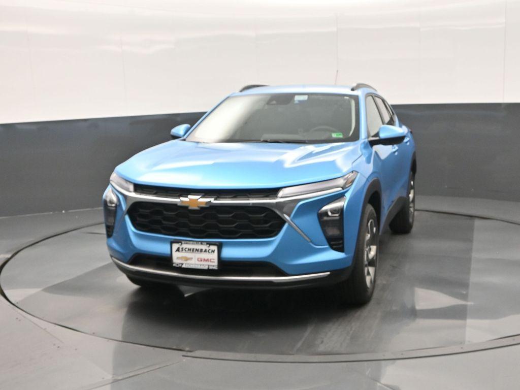 new 2025 Chevrolet Trax car, priced at $25,880