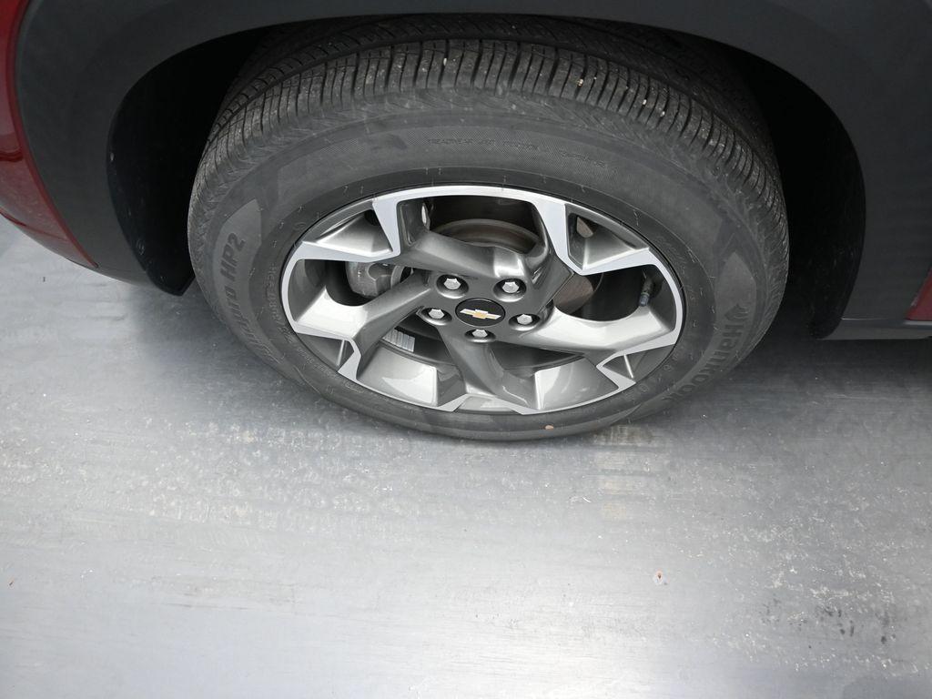 used 2024 Chevrolet Trax car, priced at $22,654
