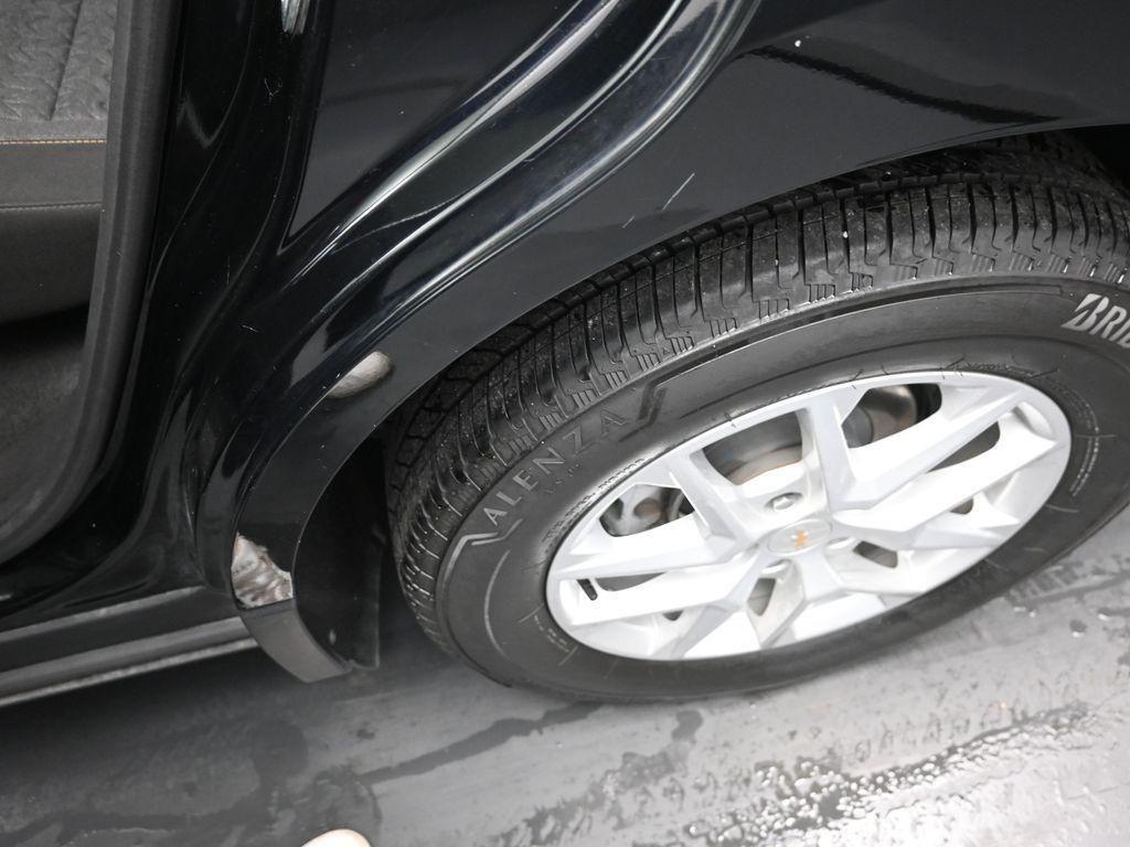 used 2024 Chevrolet Equinox car, priced at $20,998