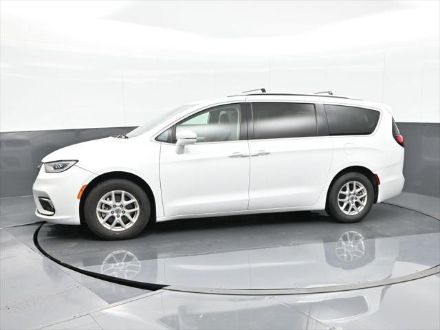 used 2021 Chrysler Pacifica car, priced at $25,812