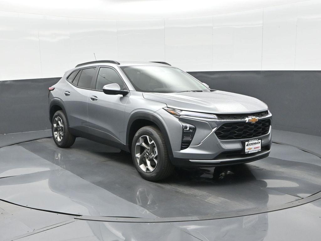 new 2025 Chevrolet Trax car, priced at $24,095