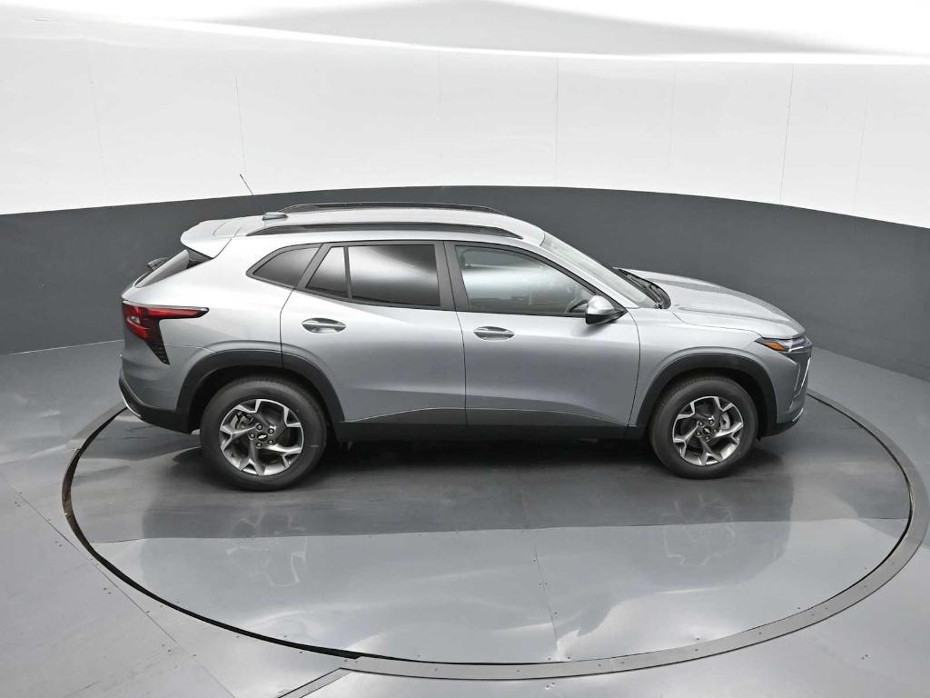 new 2025 Chevrolet Trax car, priced at $22,495