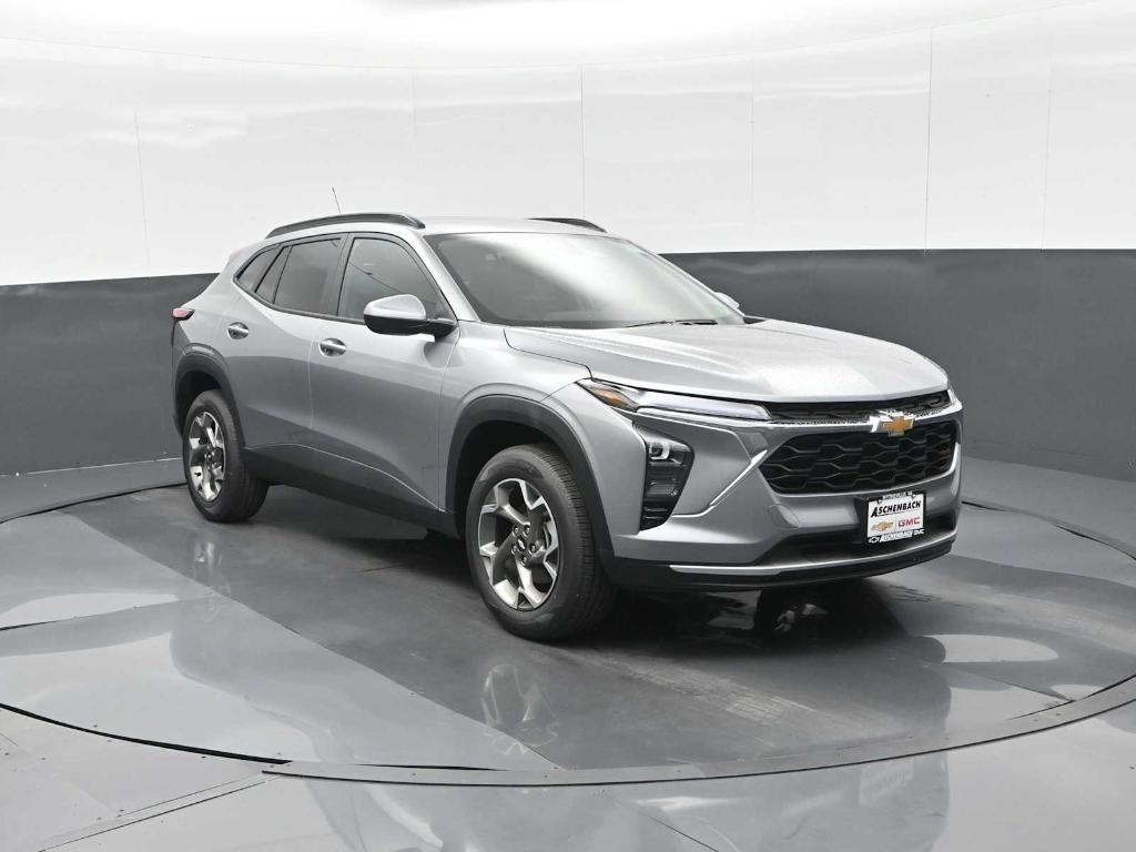 new 2025 Chevrolet Trax car, priced at $22,495