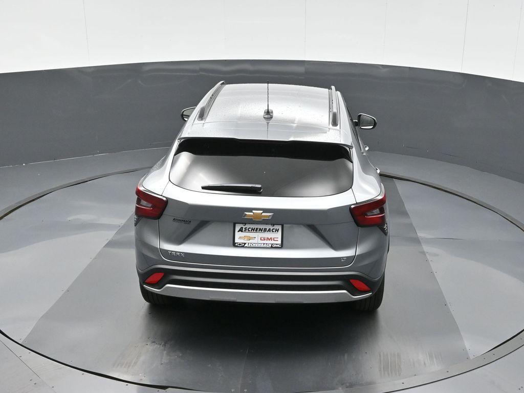 new 2025 Chevrolet Trax car, priced at $24,095