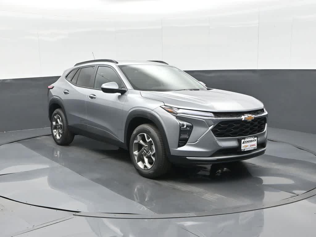 new 2025 Chevrolet Trax car, priced at $24,025