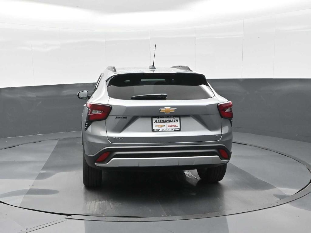 new 2025 Chevrolet Trax car, priced at $22,495