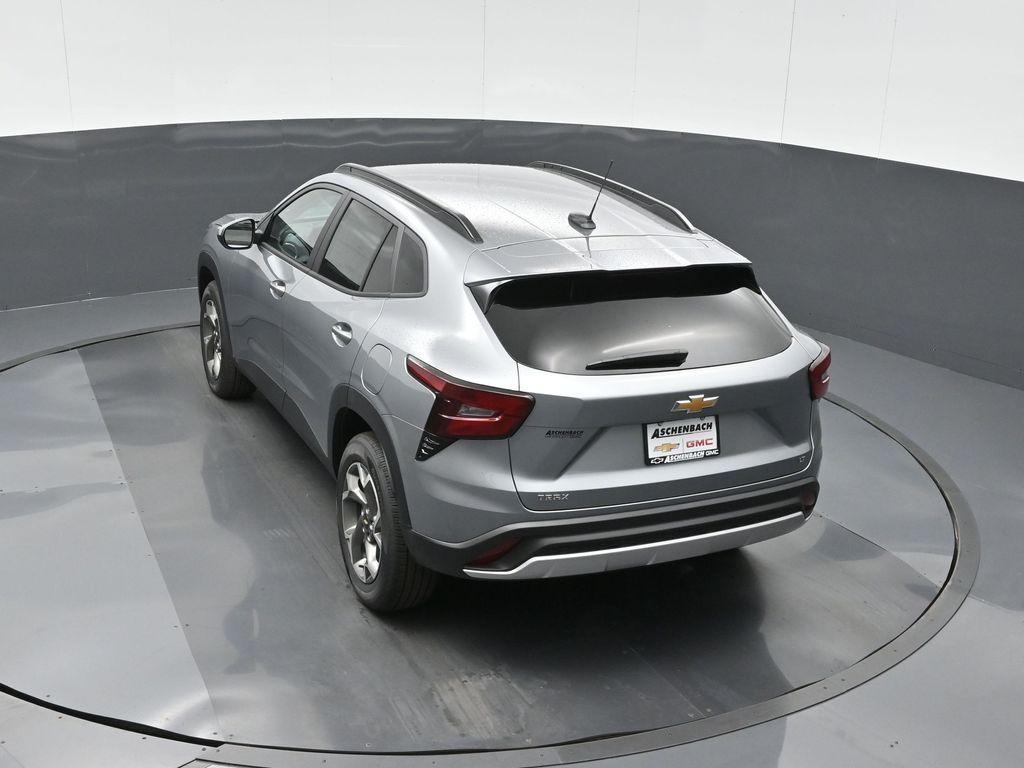 new 2025 Chevrolet Trax car, priced at $24,095
