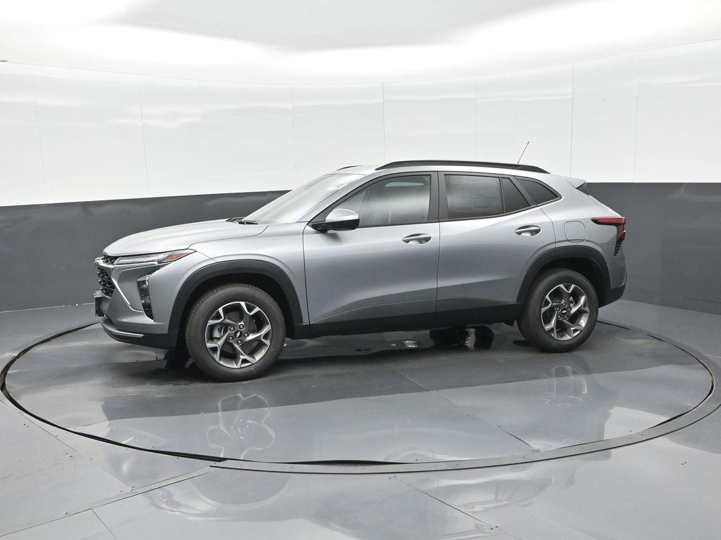 new 2025 Chevrolet Trax car, priced at $24,095