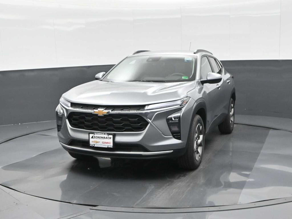 new 2025 Chevrolet Trax car, priced at $22,495