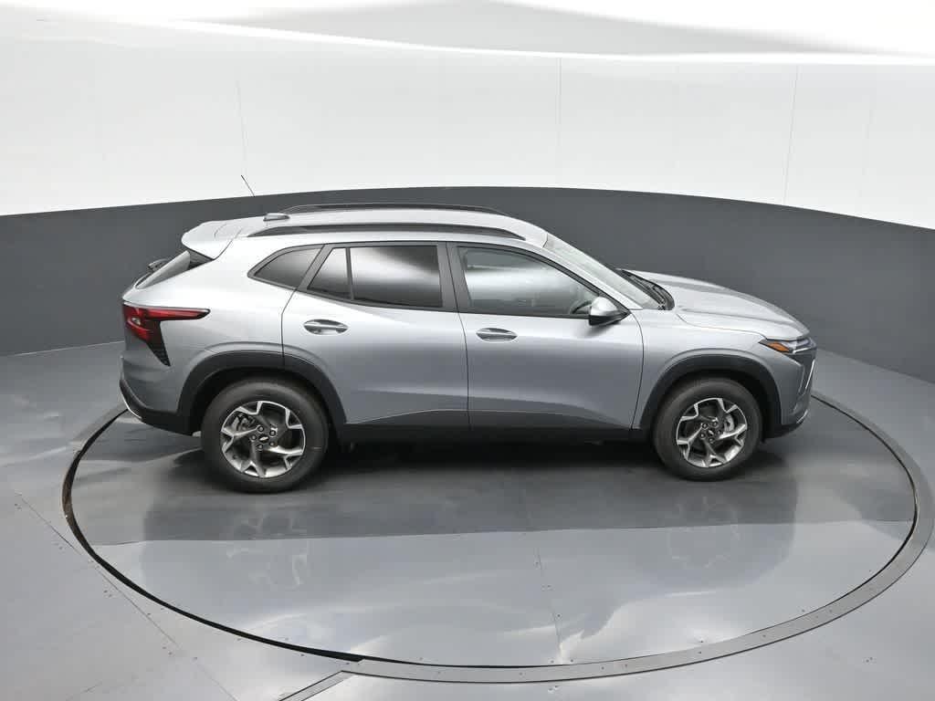 new 2025 Chevrolet Trax car, priced at $24,025
