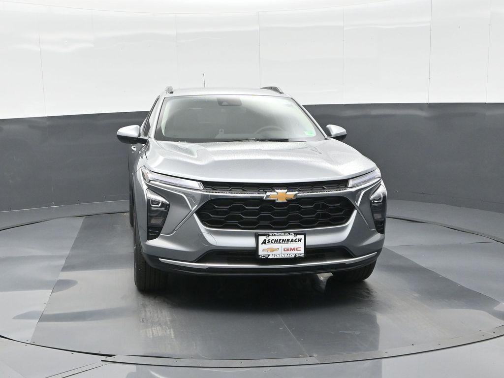 new 2025 Chevrolet Trax car, priced at $24,095