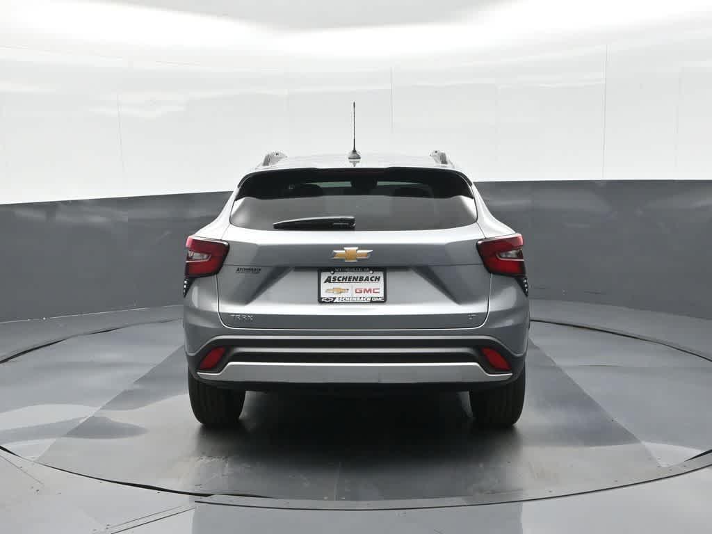 new 2025 Chevrolet Trax car, priced at $24,025