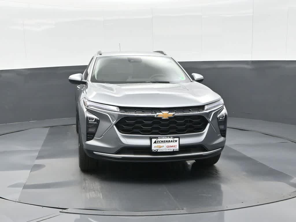 new 2025 Chevrolet Trax car, priced at $24,025