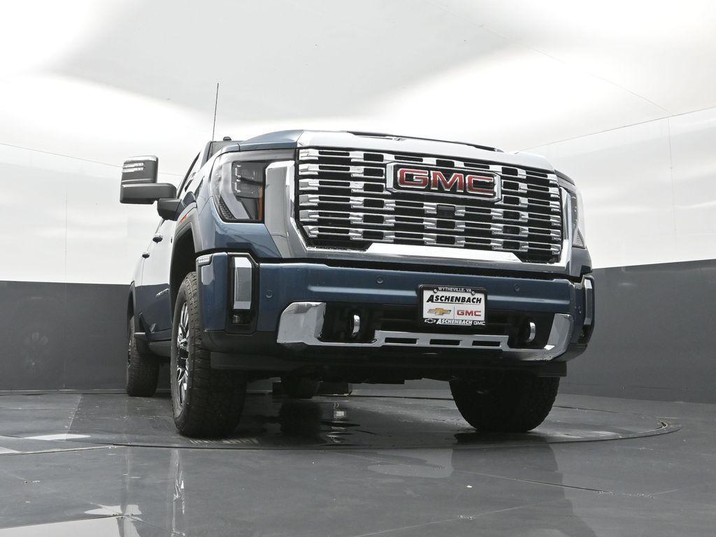 new 2025 GMC Sierra 3500 car, priced at $92,684
