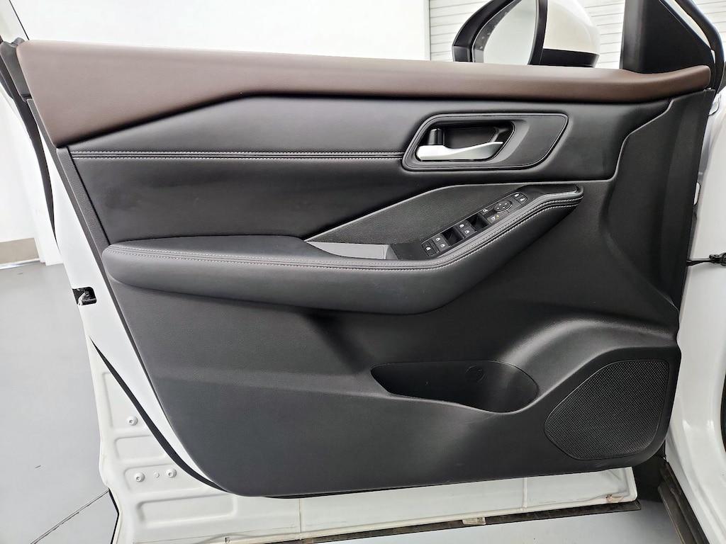 used 2023 Nissan Rogue car, priced at $27,998