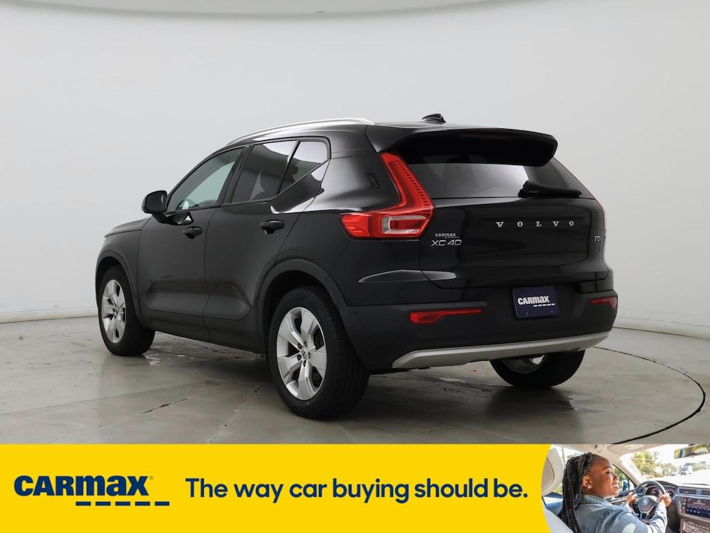 used 2019 Volvo XC40 car, priced at $22,998