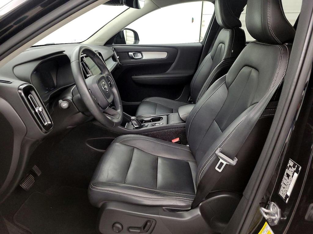 used 2019 Volvo XC40 car, priced at $22,998