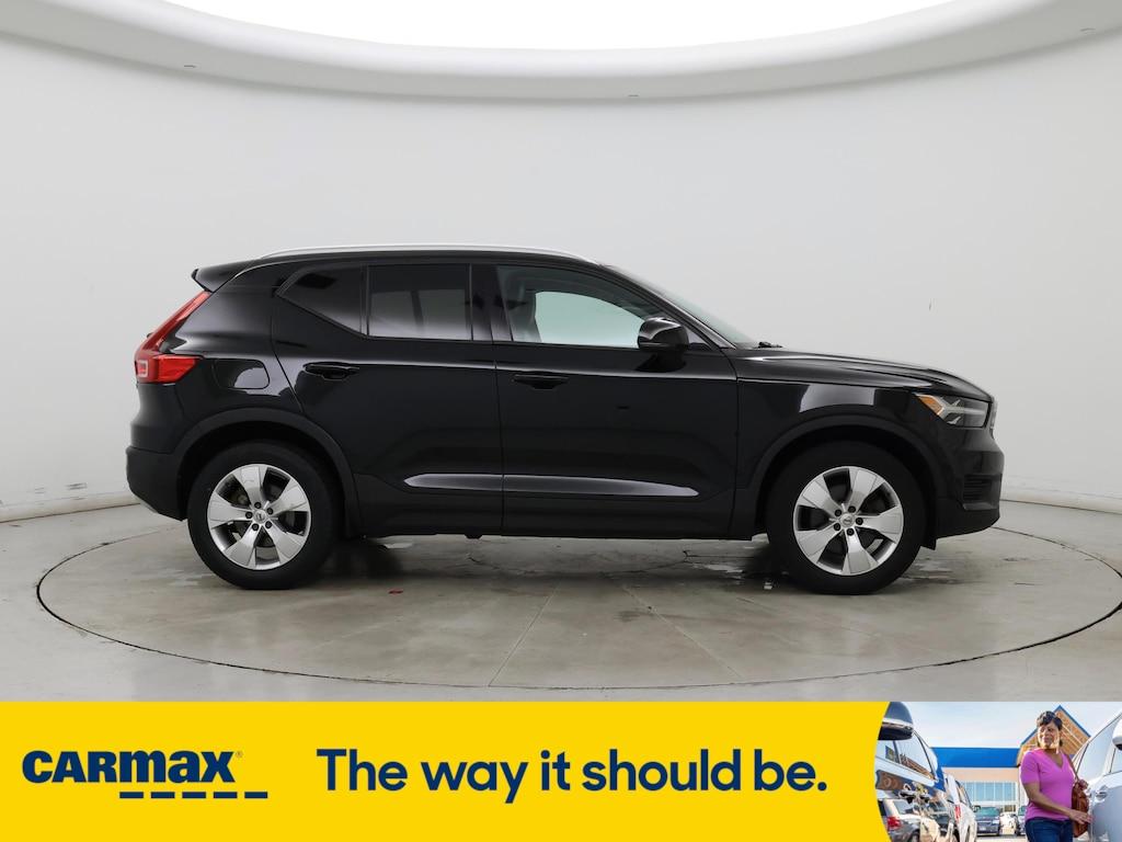 used 2019 Volvo XC40 car, priced at $22,998