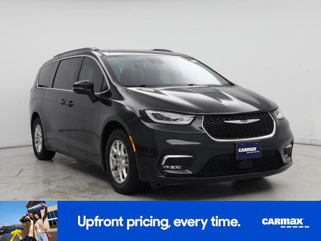 used 2022 Chrysler Pacifica car, priced at $24,998