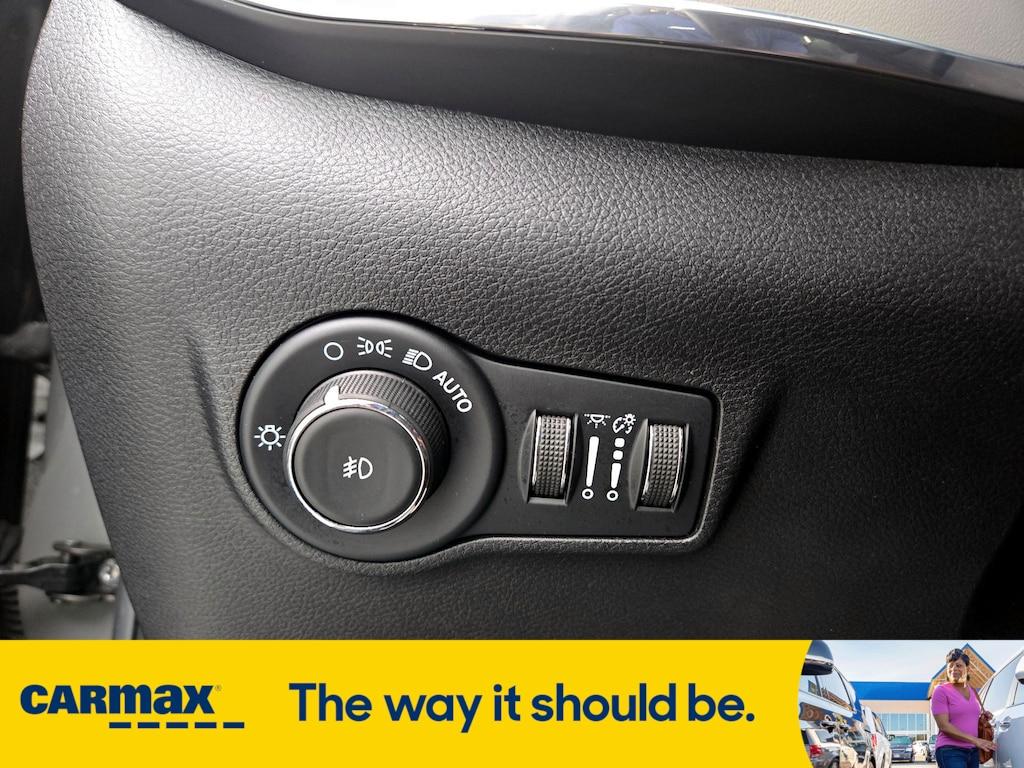 used 2022 Jeep Compass car, priced at $24,998