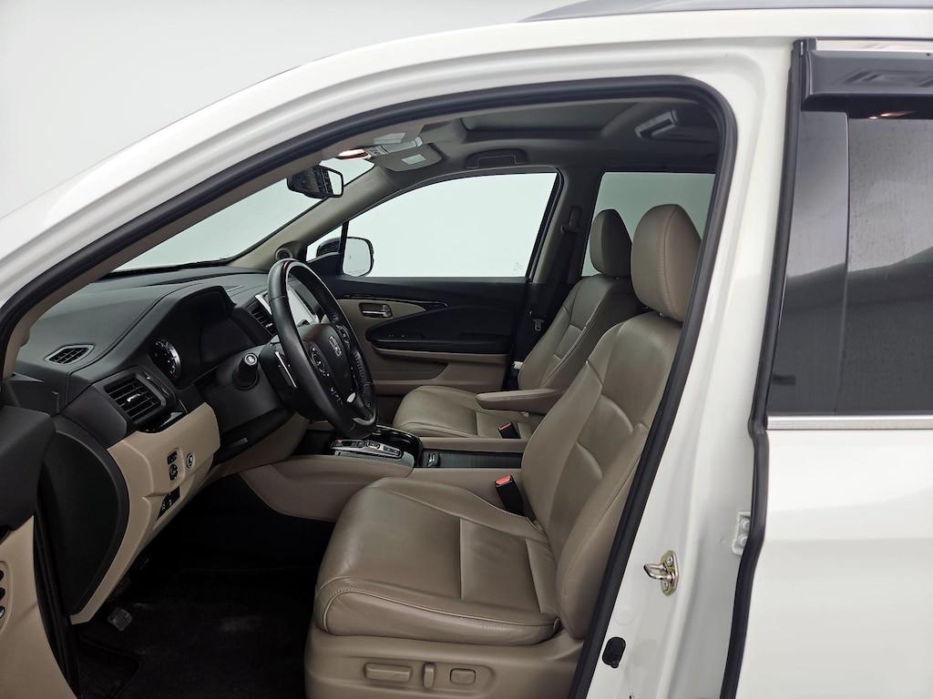 used 2016 Honda Pilot car, priced at $24,998